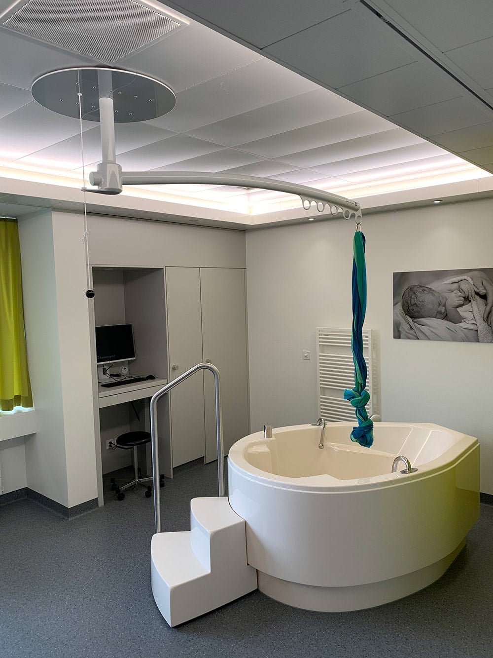 Variotrac® Ceiling Version-Furniture-Birth Supplies Canada