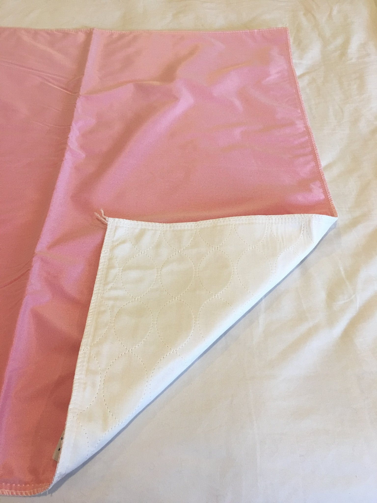 Quilted Reusable Underpad - Pink Medium (33