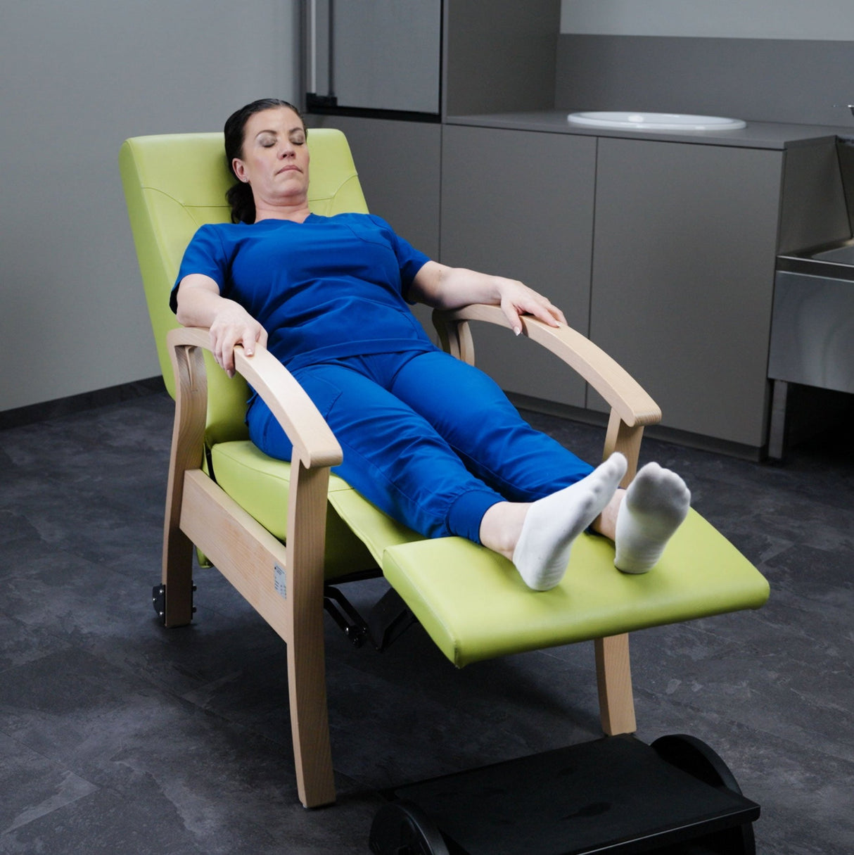 Relaxsessel Easytilt | Febromed-Furniture-Birth Supplies Canada