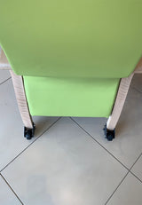 Relaxsessel Easytilt-Furniture-Birth Supplies Canada